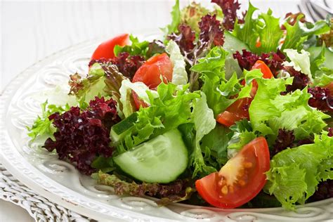 5 Saladas ricas em proteinas para seu almoço Receitas Emagrecer