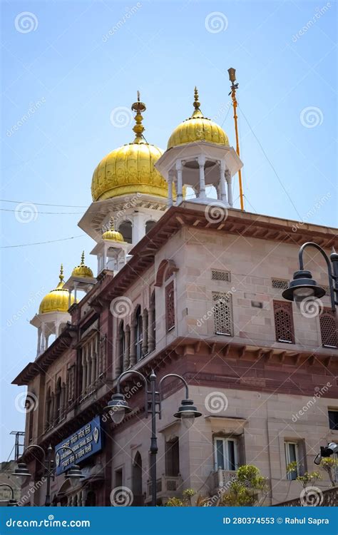 Gurudwara Sis Ganj Sahib Is One Of The Nine Historical Gurdwaras In Old