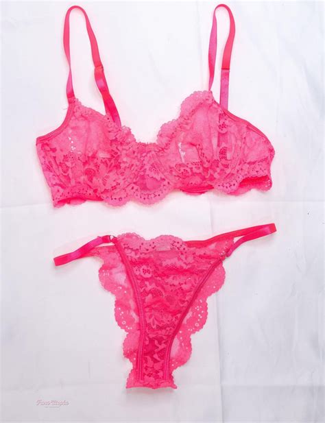 Sarah Illustrates Pink Lace Bra And Panties Set Fans Utopia