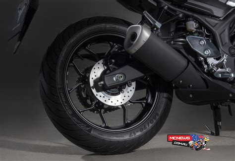 Yamaha MT The YZF R Gets Naked MCNews