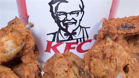 This Is Why Kfcs Fried Chicken Is So Delicious