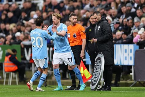 Alan Shearer Now Shares What He Noticed Manchester City Players Do When