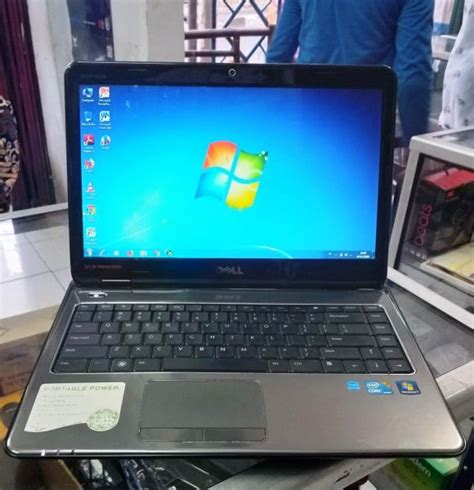 Laptop Dell Inspiron N