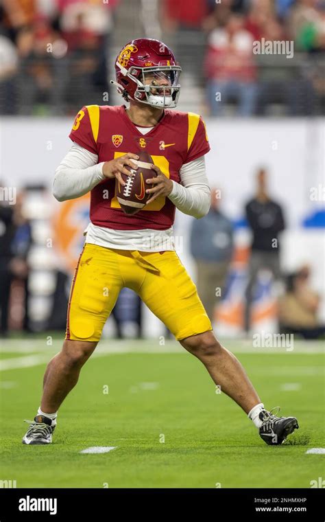 Usc Quarterback Caleb Williams 13 Drops Back To Pass Against Utah In