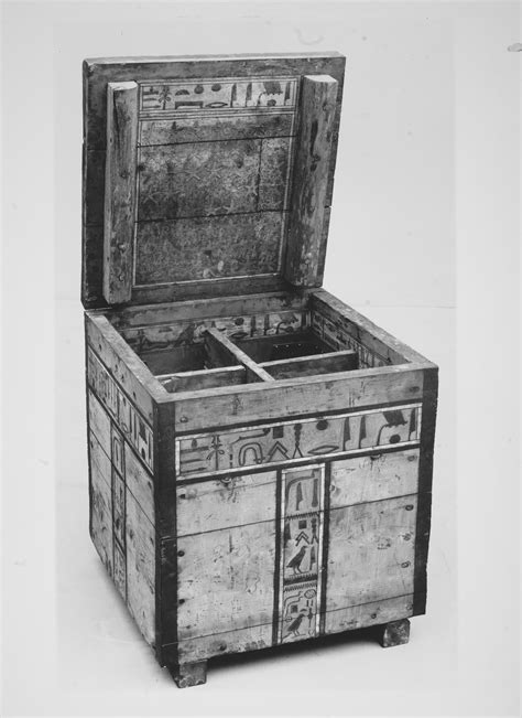 Canopic Chest Of Ukhhotep Middle Kingdom The Metropolitan Museum Of Art