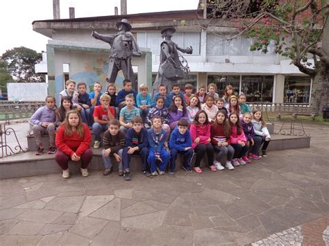 Escola Mundo Encantado Visita Aos Pontos Turísticos De Encantado