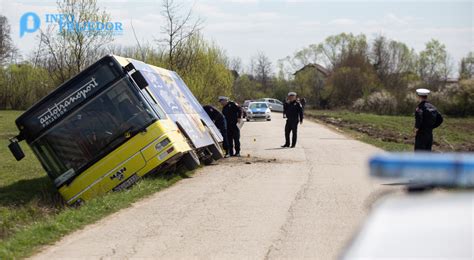 Detalji Nesre E Kod Prijedora U Slijetanju Autobusa Povrije Eno Sedam