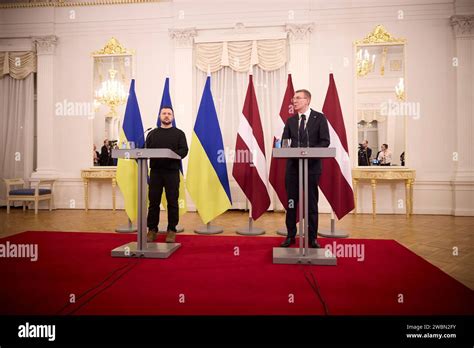 Riga Latvia 11th Jan 2024 Ukrainian President Volodymyr Zelenskyy Left Listens To A