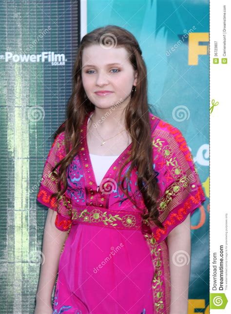 Abigail Breslin Fotograf A Editorial Imagen De Llegar