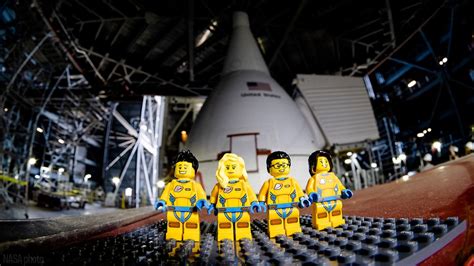 Artemis Is Lego Astronauts On A Mission To Inspire Fox 13 Tampa Bay