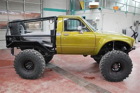 Viciouscustoms Via First Gen Toyota Trucks Pinterest Toyota Trucks 4x4 Toyota Pickup