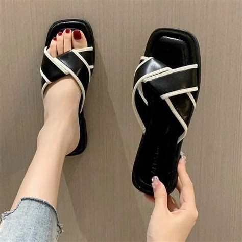 Jual Sandal Teplek Wanita Terbaru Kekinian Elegan Dan Murah Sandal