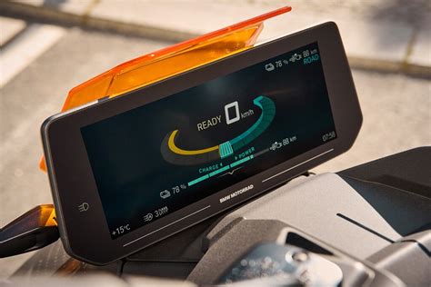 Bmw Ce Primeras Impresiones Scooter El Ctrico De Estilo Rompedor