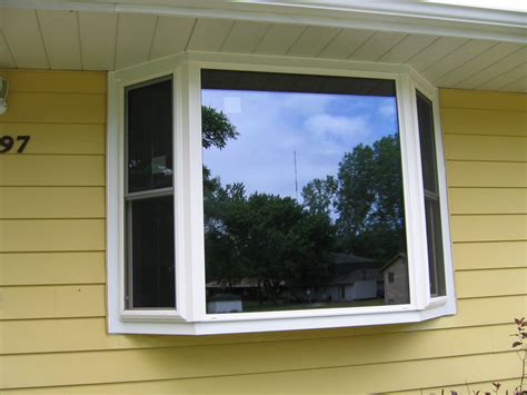 A Pane in the Glass Construction | Blaine MN | Get a Bid | BuildZoom