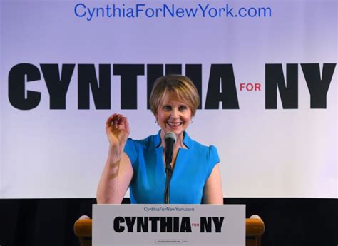 Cynthia Nixon de Sex and the City lança campanha para governo de NY ISTOÉ Independente