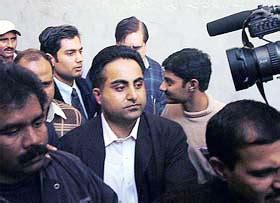 Law Streamed DPS MMS Sex Scandal Case 2004