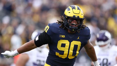 2023 NFL draft: fan reactions to Mike Morris, EDGE