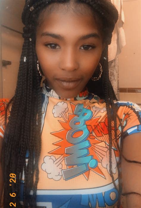 Chocolate Babe Stripchat