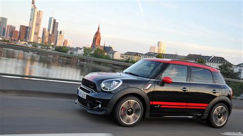 Mini Countryman John Cooper Works Front Caricos