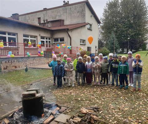 Dzie Pieczonego Ziemniaka Przedszkole Nr Bajka W Myszkowie