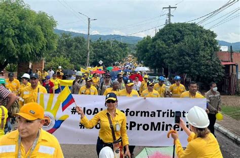 As Avanzan Las Multitudinarias Marchas Del Sector Minero Contra La