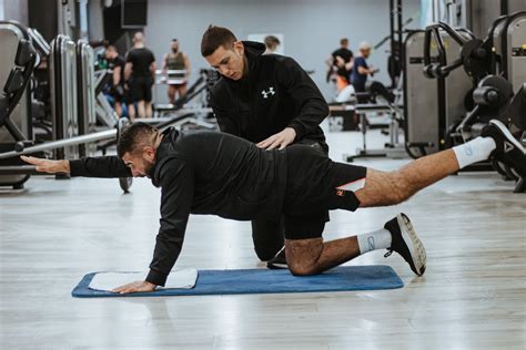 Personalni fitnes trener Amar Čejvan za Azru Moj put do uspjeha