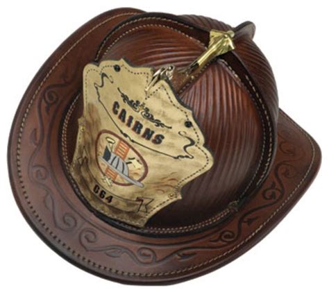 Cairns 64 Comb Leather Presentation Helmet