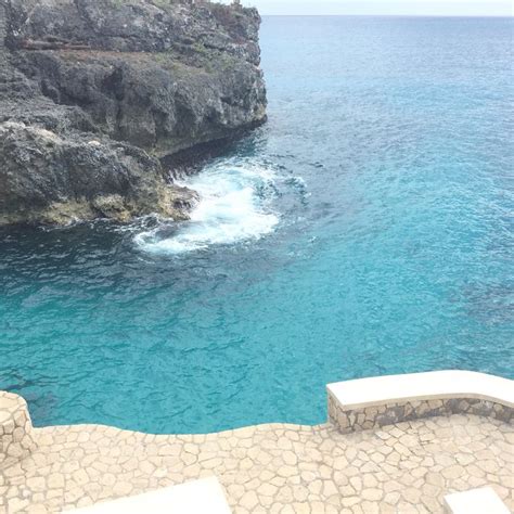 Cliff jumping at Ricks Cafe' in Negril, Jamaica! Photo by: Emily ...