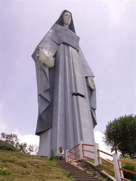 Monumento A La Virgen De La Paz Megaconstrucciones Extreme Engineering