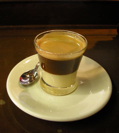 File:Cafe bombon - Daquella manera.jpg - Wikimedia Commons