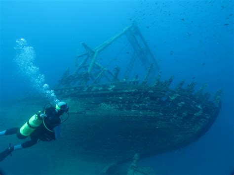 Buceo en Croacia cuevas y cañones CONSEJEROS VIAJEROS