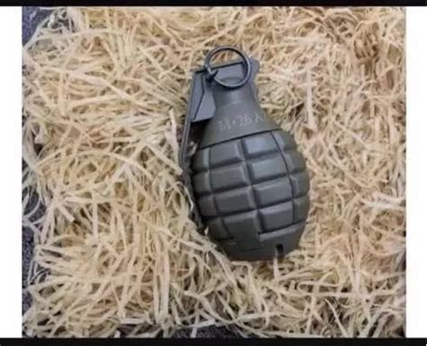 Granada Reutilizável Airsoft M26a2 Bbs Funcional Por Mola