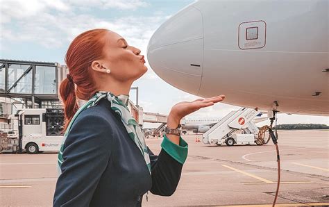 Flugbegleiterin Erz Hlt So Ist Es Als Passagier Zu Fliegen