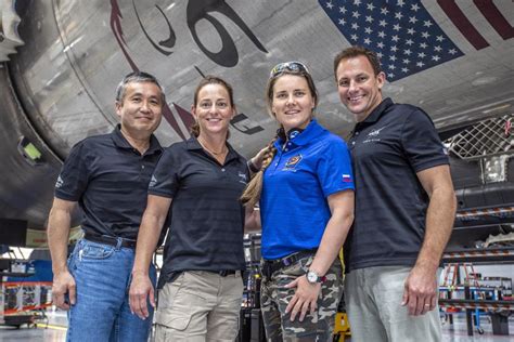 Meet The Astronauts Of Nasas Spacex Crew 5 Mission To The