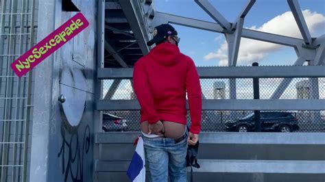 Guy Uses Dildo On On Bridge ThisVid