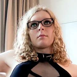 Porn Model Lewd Miss Penny