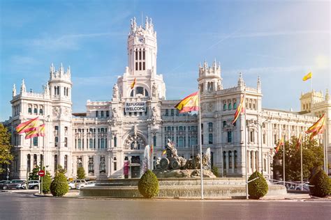 Plaza De Cibeles Kultowy Plac W Madrycie Hiszpania