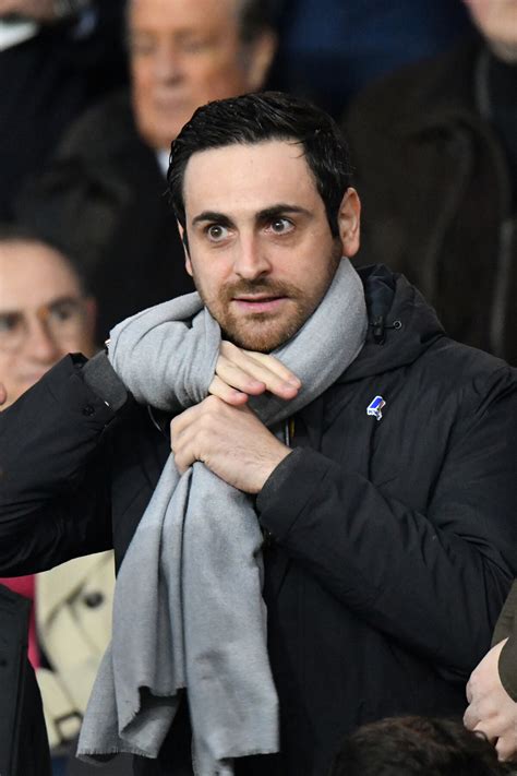 Photo Camille Combal Dans Les Tribunes Du Parc Des Princes Lors Du