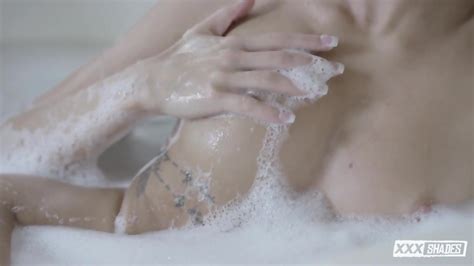 Hot Teen Emmax Hix Gets Fucked And Impregnated Emma Hix