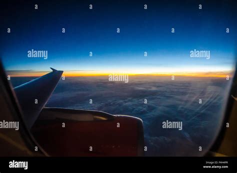 Easyjet Plane From Above Hi Res Stock Photography And Images Alamy