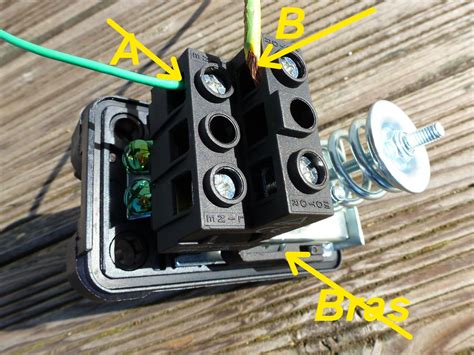 Electricité branchement d un pressostat Page 2