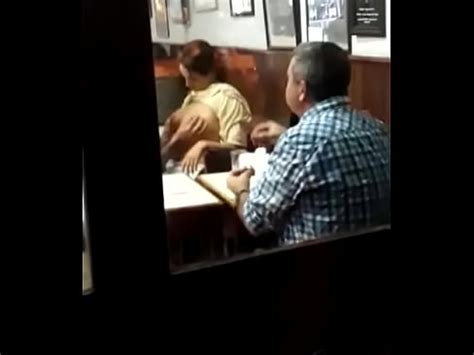 Exhibicionismo En Bar Arocena Montevideo XVIDEOS