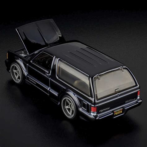 Hot Wheels RLC Exclusive 1992 GMC Typhoon August 2024 011 GM Authority