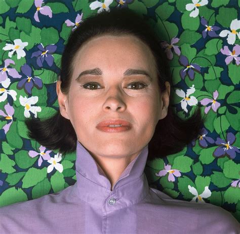 Inside The Tumultuous And Fascinating Life Of Gloria Vanderbilt Woman