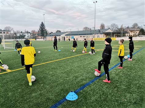 Czwartkowy Trening Na Panattoni Arena Akademia Bvb Im