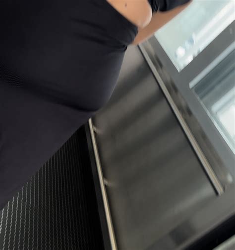 Thick Colombian Milf In Tight Sundress With Fat Ass On Escalator OC VPL Spandex Leggings