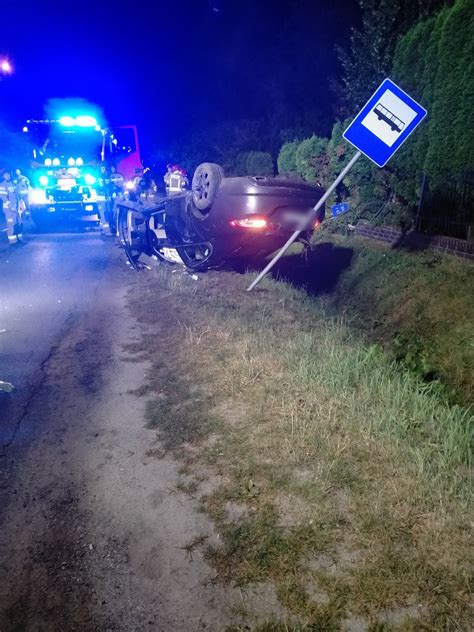 Jaguar pędził przez Skierniewice Koniec fatalny ZDJĘCIA I WIDEO