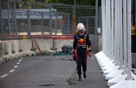 Max Verstappen Crashes Out Five Laps From The End Of Azerbaijan Grand