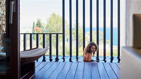 Hotéis Com Piscina No Quarto Para Uma Escapadinha Romântica De Luxo