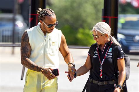 Angela Cullen Y Lewis Hamilton Separan Caminos Fastmag